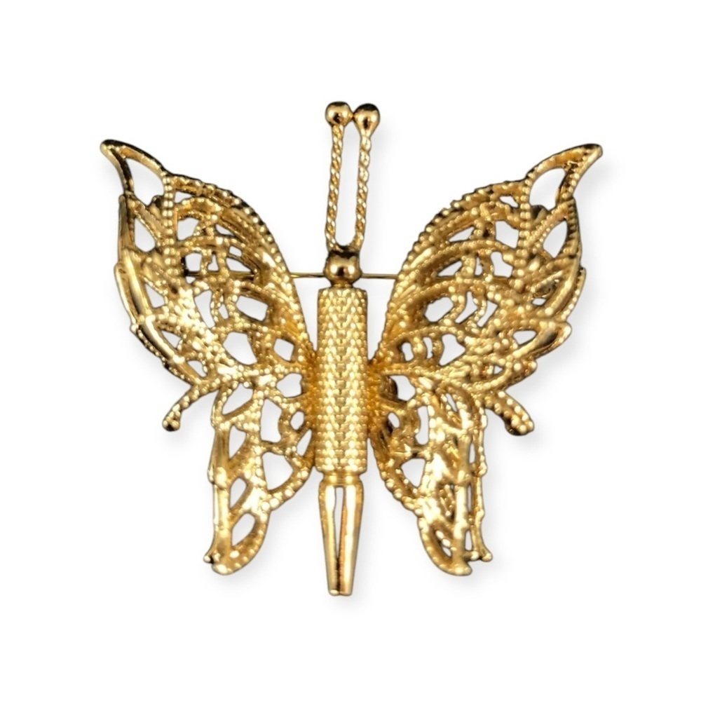 Vintage Monet Gold Tone Filigree Butterfly Brooch Pin 0884